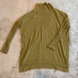 Anthropologie Daily Practice Green Ribbed Long Sleeve Tunic - split hem sides